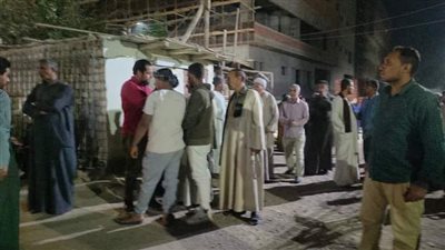 التصريح بدفن جثتي شخصين لقيا مصرعهما في حادث انقلاب سيارة بسوهاج | صور