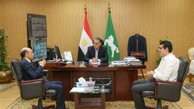 دعم البنية التحتية ودراسات فيزيقية.. تفاصيل زيارة رئيس هيئة المواد النووية للشرقية