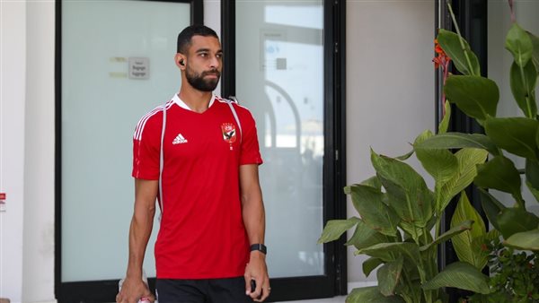 اللاعب عمرو السولية