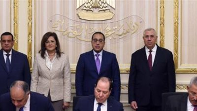 رئيس الوزراء يشهد توقيع اتفاقين لتوريد 5 ملايين شجرة لزراعتها بالمحافظات