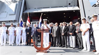 وصول الفرقاطة العزيز إلى قاعدة الإسكندرية إيذانا بانضمامها للقوات البحرية