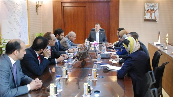 وزير السياحة والآثار