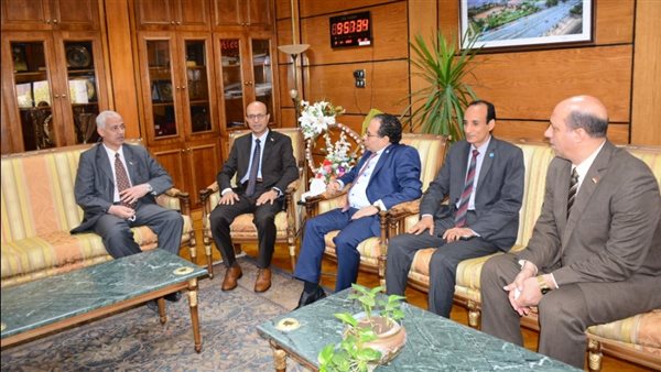 رئيس جامعة أسيوط