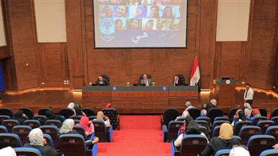 وزير الإنتاج الحربي يوجه بتقديم الدعم للمرأة العاملة والحرص الدائم على تشجيعها