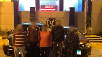 بيحفروا على آثار.. تفاصيل القبض على 5 أشخاص في التجمع الأول