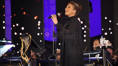 بحضور رغدة وجمال سليمان.. أصالة تغني لعبد الحليم وأم كلثوم في الموسيقى العربية