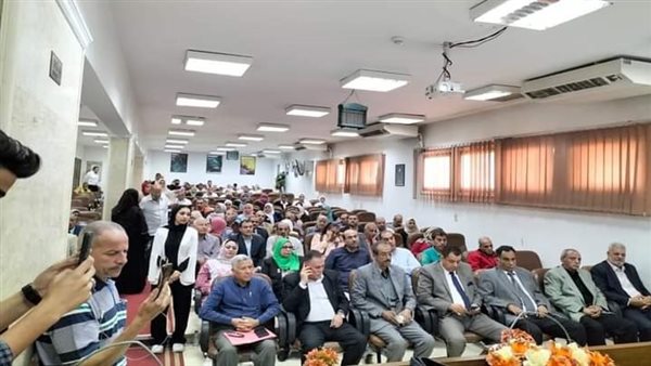 جانب من المؤتمر 