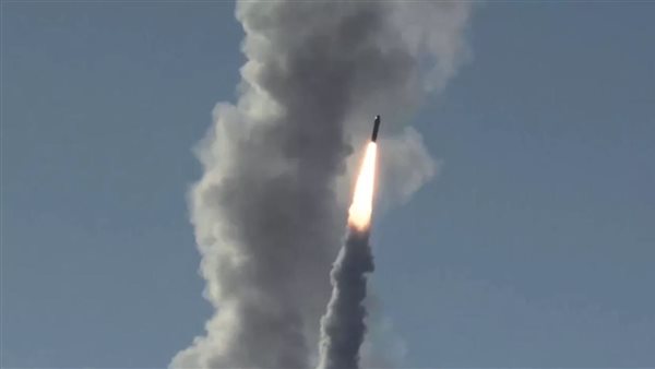 اطلاق الصاروخ