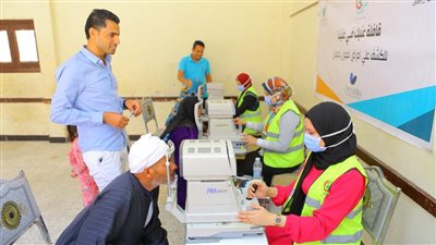 صناع الخير توقع الكشف الطبي على عيون 560 مواطنًا بالفيوم