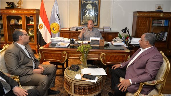 محافظ أسيوط 