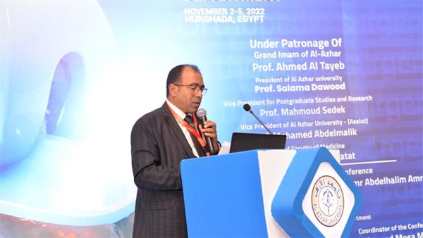 الدكتور إبراهيم أبو