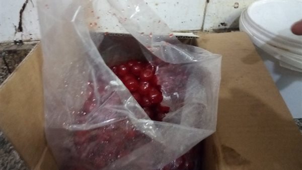 غلق وتشميع مصنع حلويات