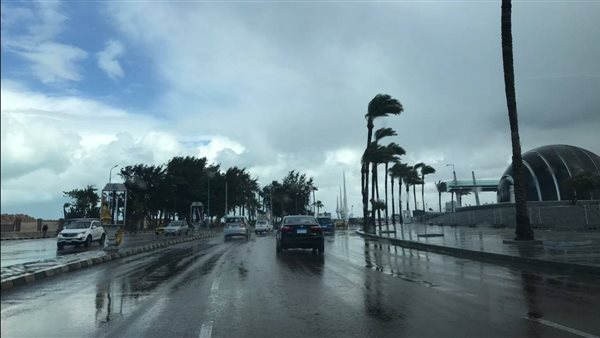 غيوم - ارشيفية 