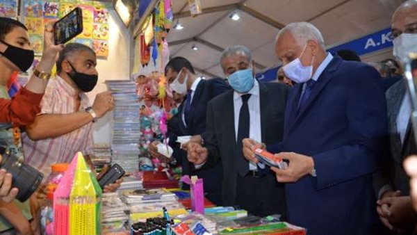 وزير التموين ومحافظ