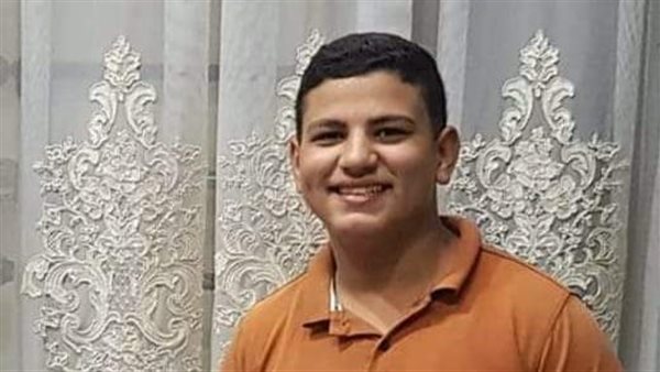 الطالب المتوفي تحت