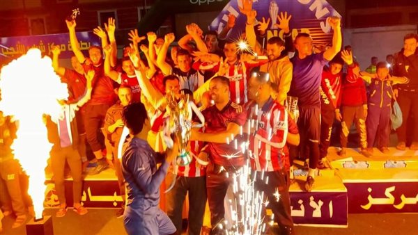 دورة كرة قدم على