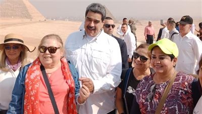 شملت الأهرامات والمتحف المصري بالتحرير.. جولة سياحية لرئيس فنزويلا وأسرته
