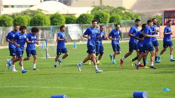 فريق النادي المصري