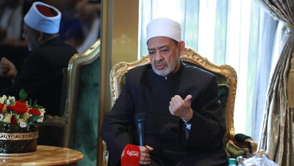 لقاء شيخ الأزهر مع