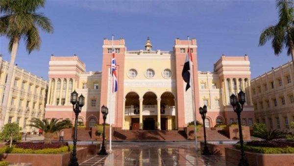 الجامعة البريطانية