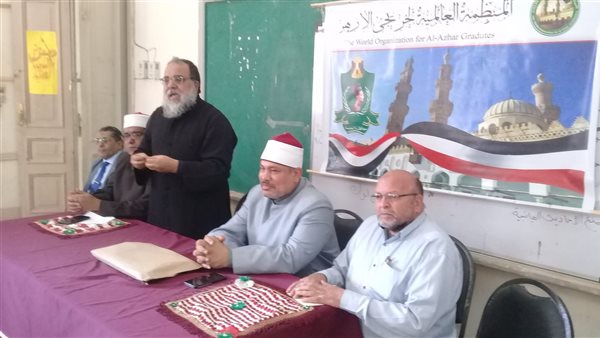  ندوة تثقيفية لطلاب