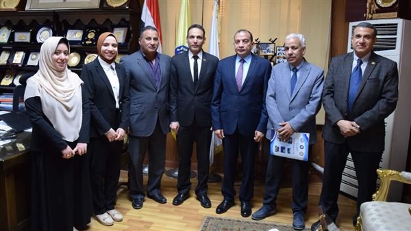 رئيس الجامعة 