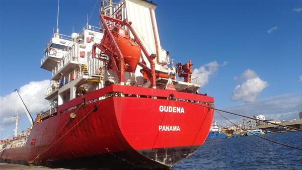 ميناء غرب بورسعيد