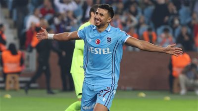 تريزيجيه يحرز هدفا في تعادل طرابزون سبور أمام قونيا سبور في الدوري التركي
