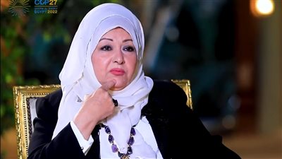 عفاف شعيب تكشف سر خلافها مع أحمد زكي أثناء الحج: قولتله اقرأ قرآن رفض.. وقال أنا شيطان