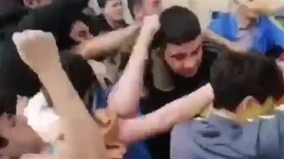 نزيف بالبطن وكدمات.. تفاصيل تعدي طالب على زميله بالضرب في الدقهلية | بث مباشر