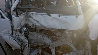 إصابة 6 أشخاص في حادث انقلاب سيارة ميكروباص بالطريق الأوسطي| صور