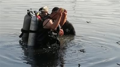 مريض نفسي.. جهود مكثفة لانتشال جثمان مسن ألقى نفسه في ترعة بالغربية | بث مباشر