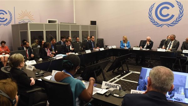 رئيس الوزراء خلال