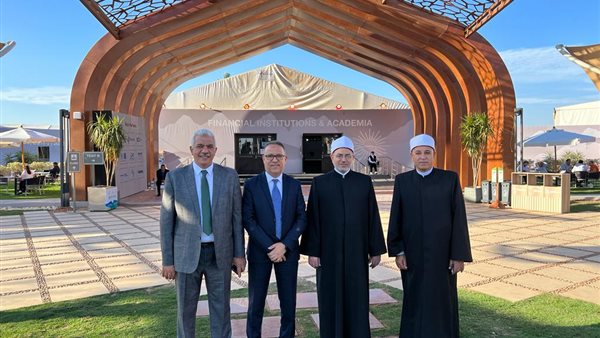 الدكتور سلامة داود