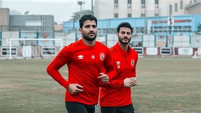 شوبير: علي لطفي ومصطفى سيشاركان على حساب الشناوي في كأسي مصر والرابطة