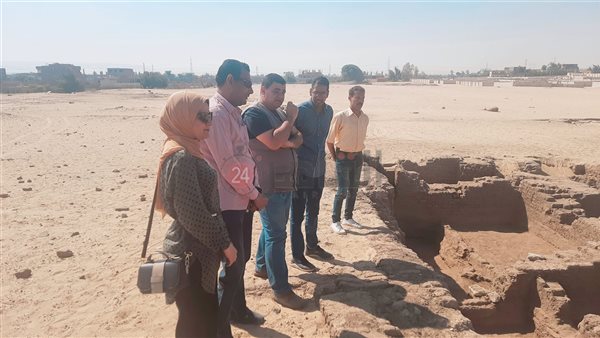 الآثار ترسل لجنة