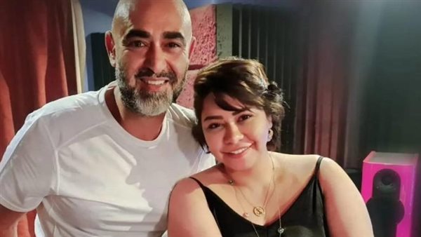 شيرين عبدالوهاب ومدير