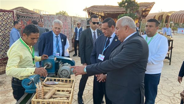 وزير التنمية المحلية