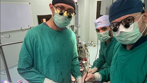 الفريق الطبي 