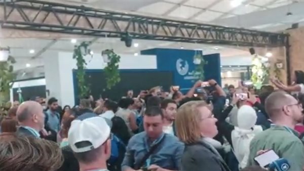 جلسة علاء عبد الفتاح