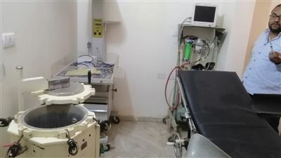 غلق وتشميع مجمع عيادات تخصصية و25 منشأة طبية ومركزي علاج طبيعي بسوهاج 