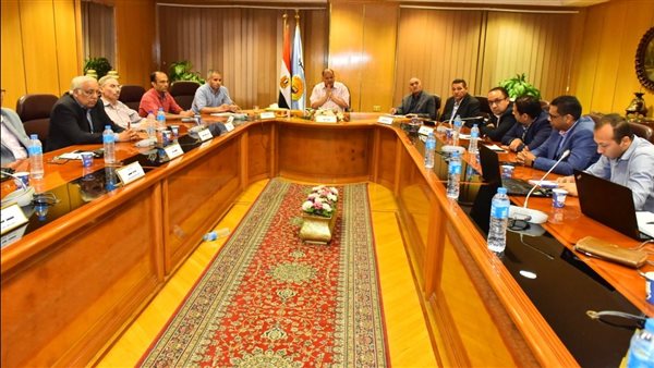 محافظ أسيوط 