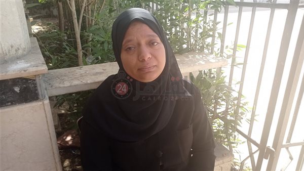 والدة الطفلة مي 