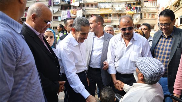 محافظ الغربية يتفقد