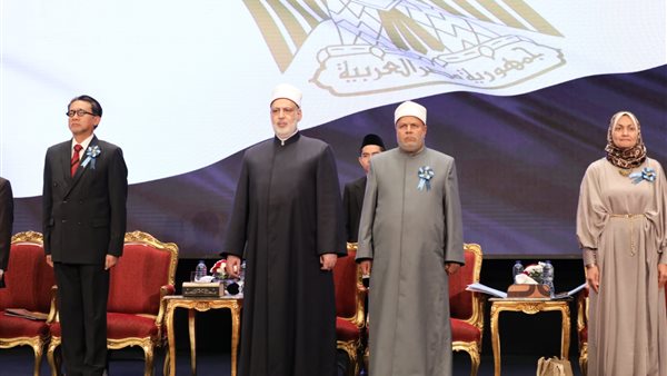 حفل تكريم للخريجين