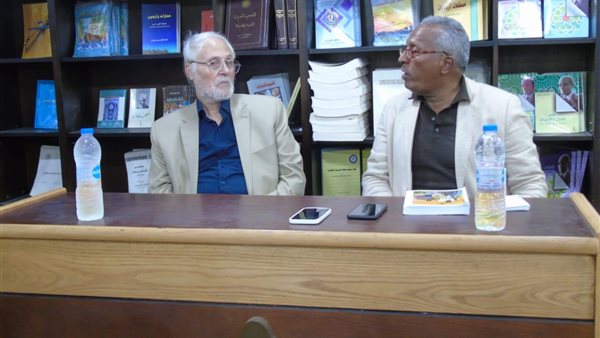 الكاتب فتحي سليمان