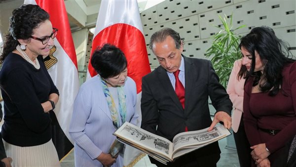 محافظ طوكيو تزور