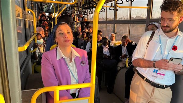 وزيرة البيئة تتجول