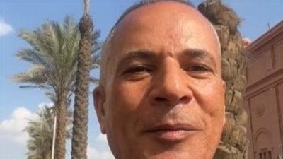 في يوم 11 - 11.. أحمد موسى يتجول بـ ميدان التحرير: الدنيا ماشية زي الفل