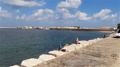 إلغاء طوارئ الصرف الصحي وارتفاع درجة الحرارة بالإسكندرية بعد انتهاء نوة المكنسة